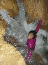 jiabong-extreme-caving-005.jpg