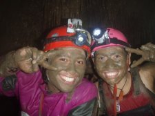 jiabong-extreme-caving-007.jpg