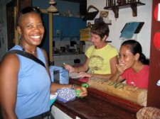 nuts-huts-bohol-014
