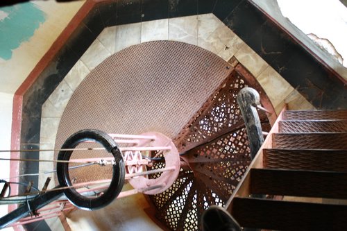 lighthouse hoist