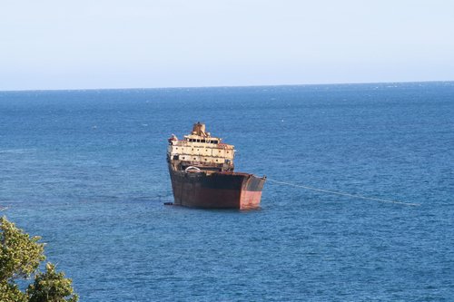 ship run aground